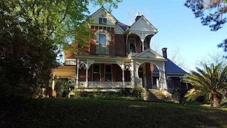 1016 Main St, Natchez, MS 39120