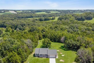 246 Ridgeway Dr, Union, MO 63084