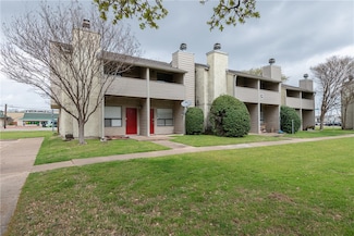 1900 Dartmouth St, College Station, TX 77840
