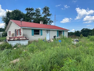 35 Lands End Rd, Crab Orchard, KY 40419