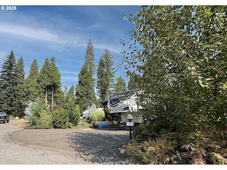 54432 Mckenzie Hwy Unit 38, Blue River, OR 97413