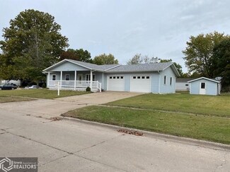 3321 Avenue J, Fort Madison, IA 52627