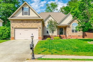 1525 Courtland Dr, Hixson, TN 37343