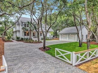 2524 Goldbug Ave, Sullivan's Island, SC 29482