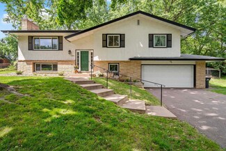 941 Cannon Ave, Saint Paul, MN 55126