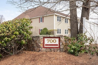 700 S Porter St Unit 6, Manchester, NH 03103