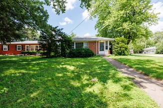 1308 Croxton Ave, Bloomington, IL 61701