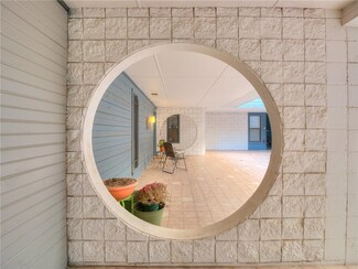 901 NW 7th St Unit 100, Oklahoma City, OK 73106