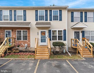 803 Cobble Creek Curve, Newark, DE 19702