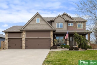 14611 S 24th St, Bellevue, NE 68123