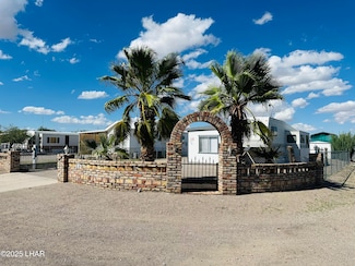 598 W Desert Vista St, Quartzsite, AZ 85346