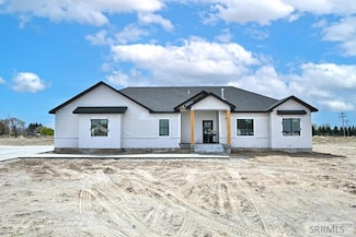 833 E 1560 N, Shelley, ID 83274