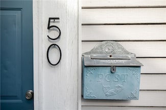 50 E Bowery St, Newport, RI 02840