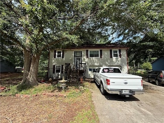 135 Woodcrest Dr, Covington, GA 30016