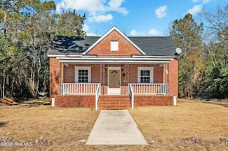 1014 Lincoln St, Kinston, NC 28501