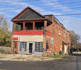 1229 N Sharpsville Ave, Sharon, PA 16146