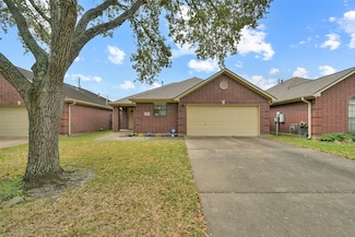 404 Live Oak Ln, Friendswood, TX 77546