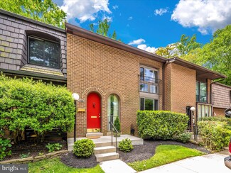 10881 Deborah Dr, Potomac, MD 20854