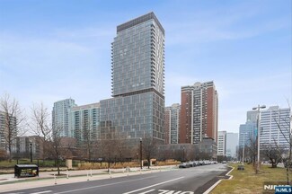 75 Park Ln S Unit 410, Jersey City, NJ 07310