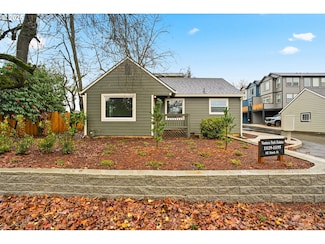 11129 SE Stark St, Portland, OR 97216