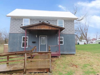 9 Ashley St, Norwood, NY 13668