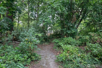 0 1st Ave NE, Seattle, WA 98125