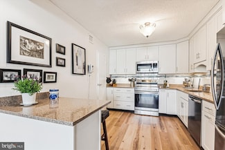 205 E Joppa Rd, Towson, MD 21286