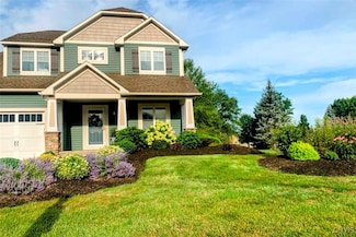 8211 Whitman Way, Liverpool, NY 13090
