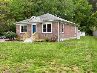 16 Morin St, Dover, NH 03820