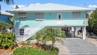 22879 Blackbeard Ln, Summerland Key, FL 33042