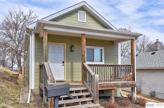 2766 Dupont St, Omaha, NE 68105