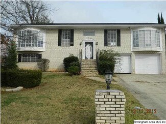 1168 Red Oak Cir, Fairfield, AL 35064