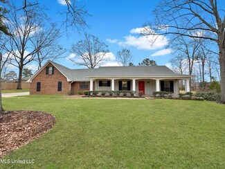 146 Richmond Dr, Brandon, MS 39042