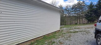 1598 Lyle Rd, Dandridge, TN 37725