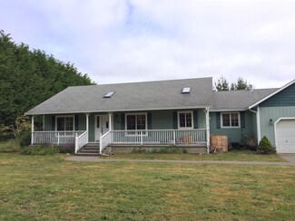 2960 Barber Creek Rd, Hydesville, CA 95547