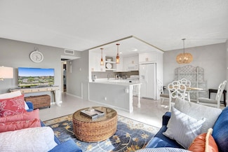 4018 Wolverton A, Boca Raton, FL 33434