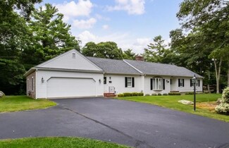1 Riddle Hill Rd, Falmouth, MA 02540