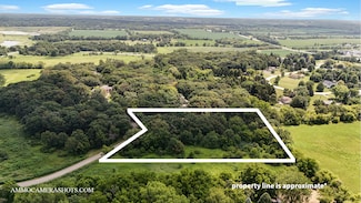 41W066 Campton Wood Dr, St. Charles, IL 60175