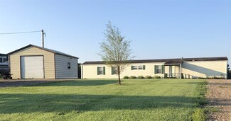 2949 N Williams Ridge Rd, Eckerty, IN 47116