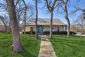 906 N Bowen Rd, Arlington, TX 76012