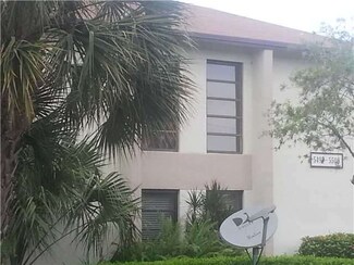 5506 Courtyard Dr, Margate, FL 33063