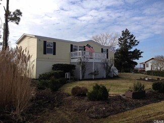 145 Bayview Dr, Stumpy Point, NC 27978