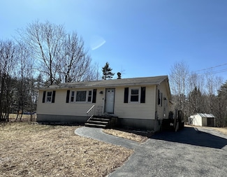 20 Old Standish Rd, Buxton, ME 04093