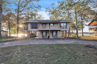 415 Rivermont Cir, Pickensville, AL 35447