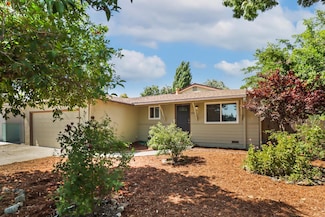1629 Pacific Dr, Davis, CA 95616