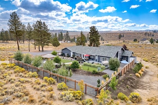 59963 Edmonton Dr, Bend, OR 97702