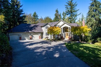 5821 164th St SW, Lynnwood, WA 98037