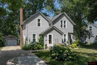 361 Parry St, Mankato, MN 56001