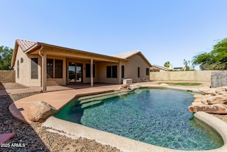 8207 W Glenn Dr, Glendale, AZ 85303