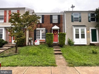 54 Triple Crown Ct, Windsor Mill, MD 21244